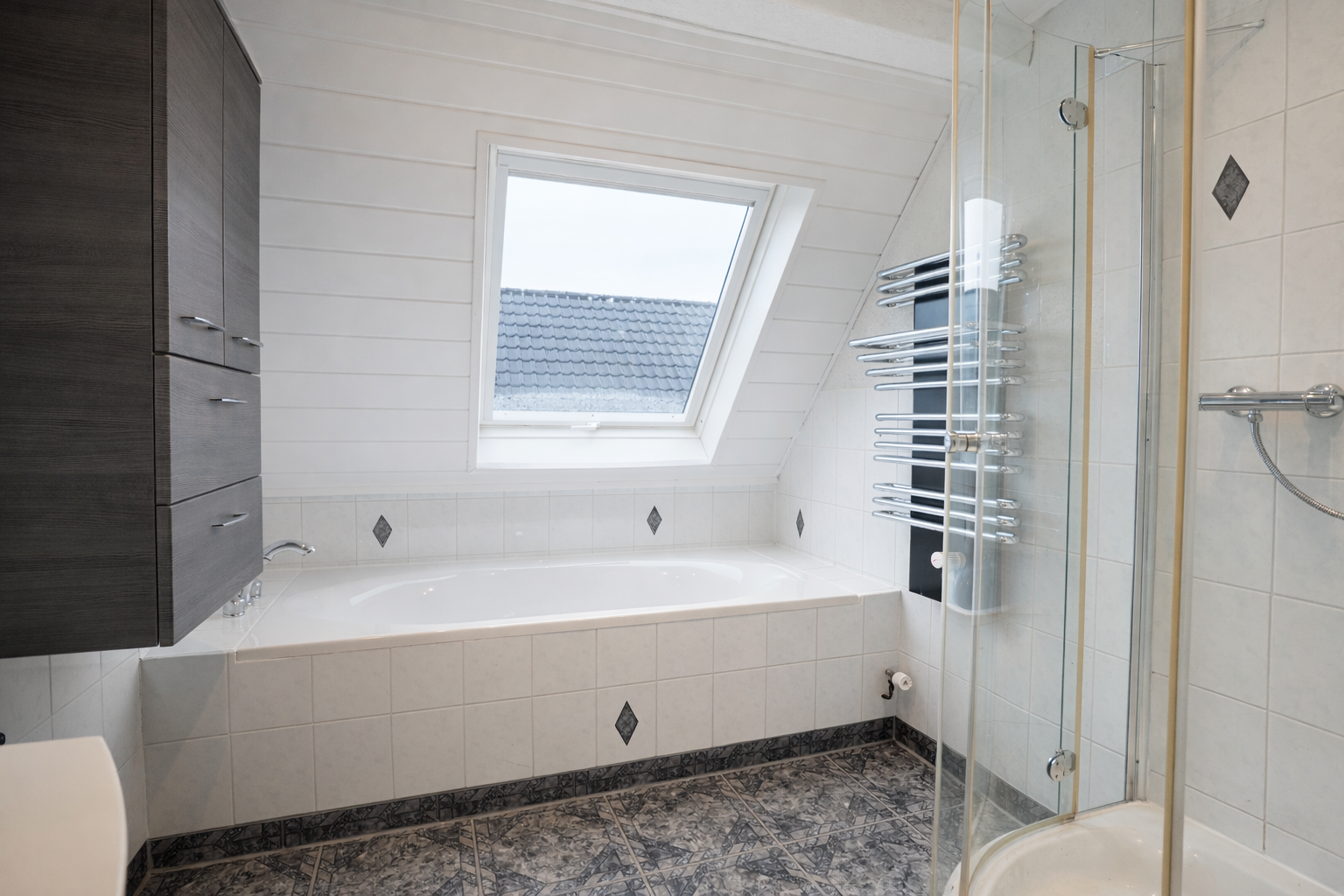 Großzügige ca. 110m² große Maisonettewohnung mit Balkon in Südausrichtung in Hagen-Boelerheide - Photo 5