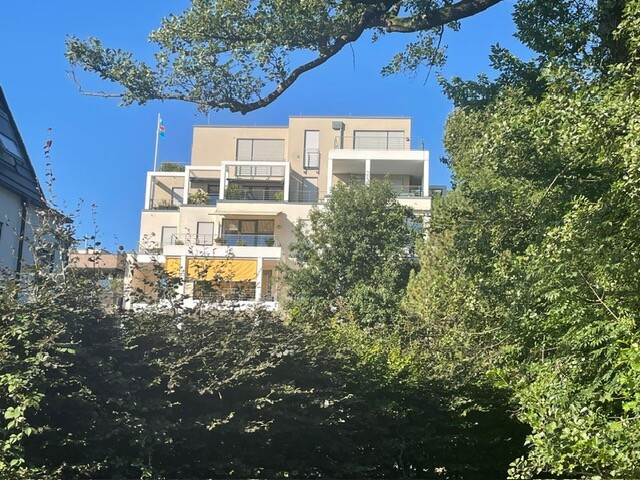 S-Carré: Tolle 3-Zimmer-Stadtwohnung mit Balkon, Aufzug & TG-Stellplatz - Photo 2