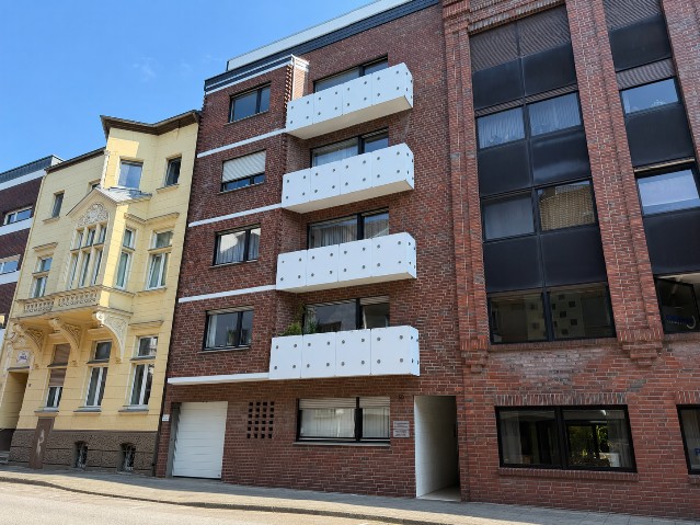 Großzügige 3-Zimmer-Dachgeschosswohnung in MG-Zentrum - Photo 1