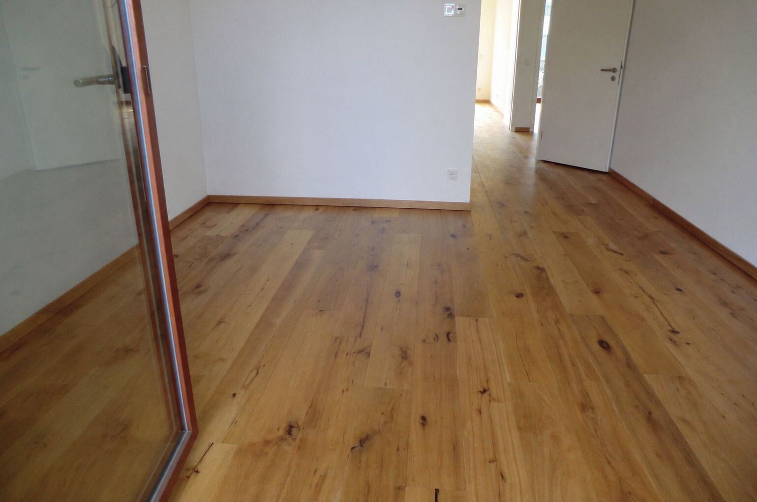 Geräumige 4 ZI. Wohnung im Belsenpark Oberkassel - Foto 2