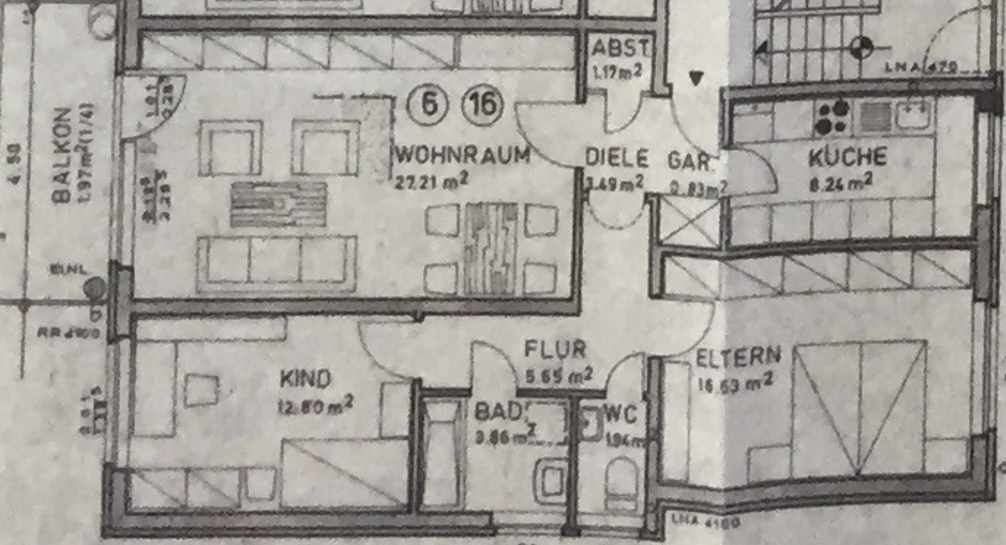Moers: Stilvolle, teilweise möblierte 3-Zimmer-Wohnung im gepflegten Haus mit Tiefgaragenstellplatz - Foto 1