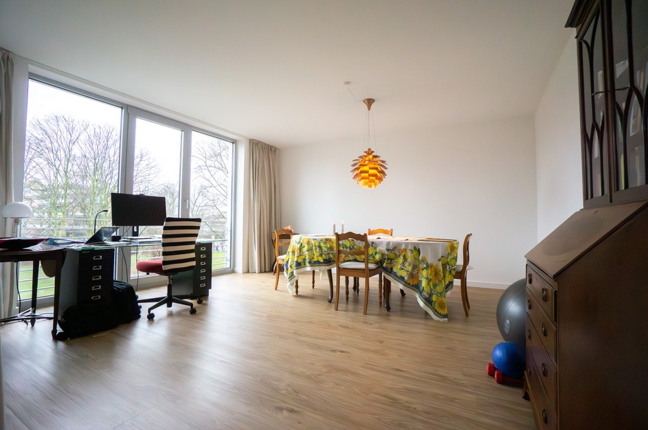 Düsseldorf: Große Traumwohnung mit Blick ins Grüne im Herzen von Oberkassel - Foto 5